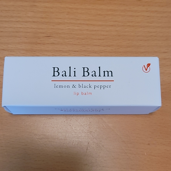 Vegan lip lot: Bali Balm and Yulip - Picture 8 of 15